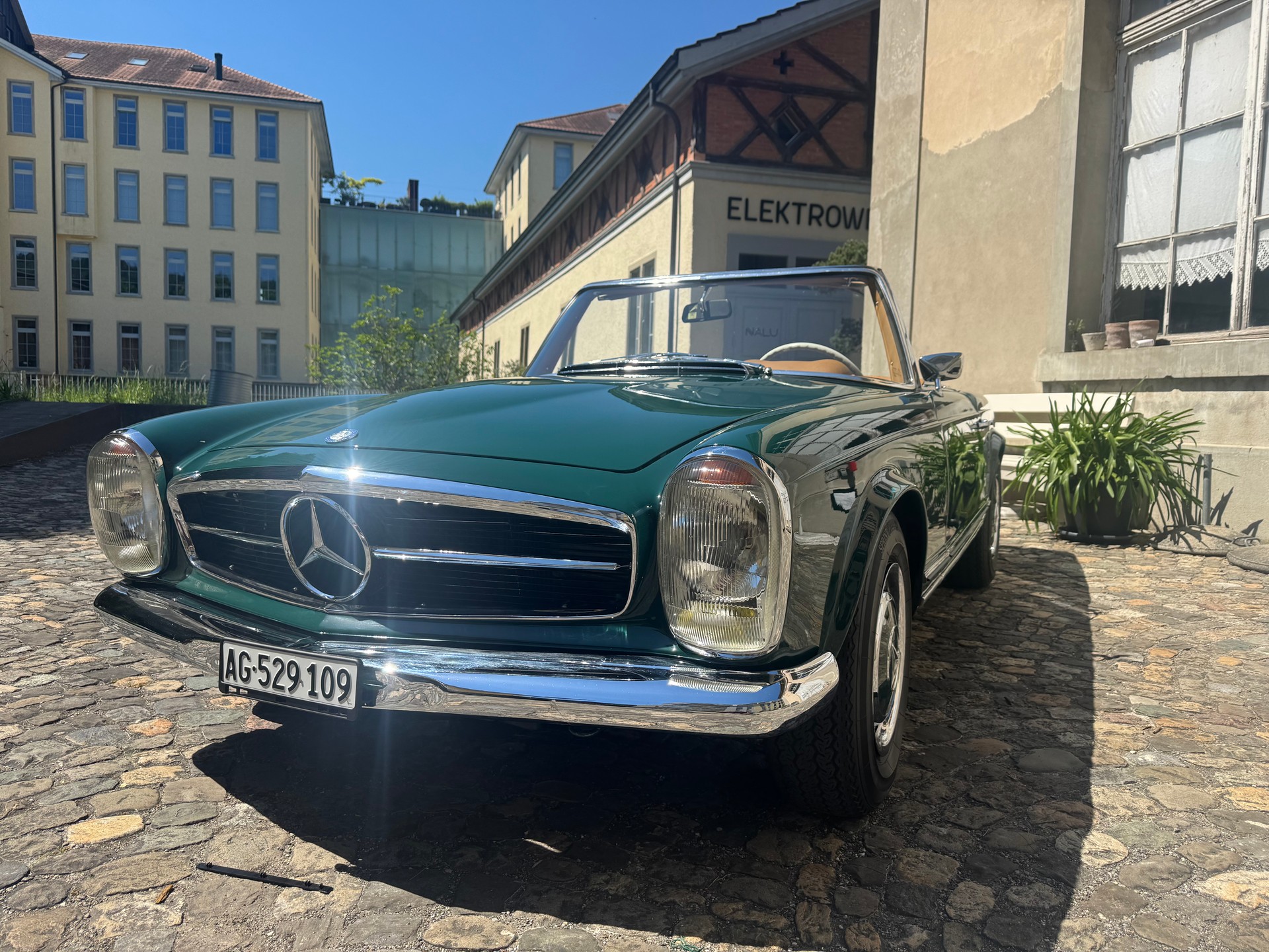 MERCEDES-BENZ - Motor 600KM - Totalrestauration