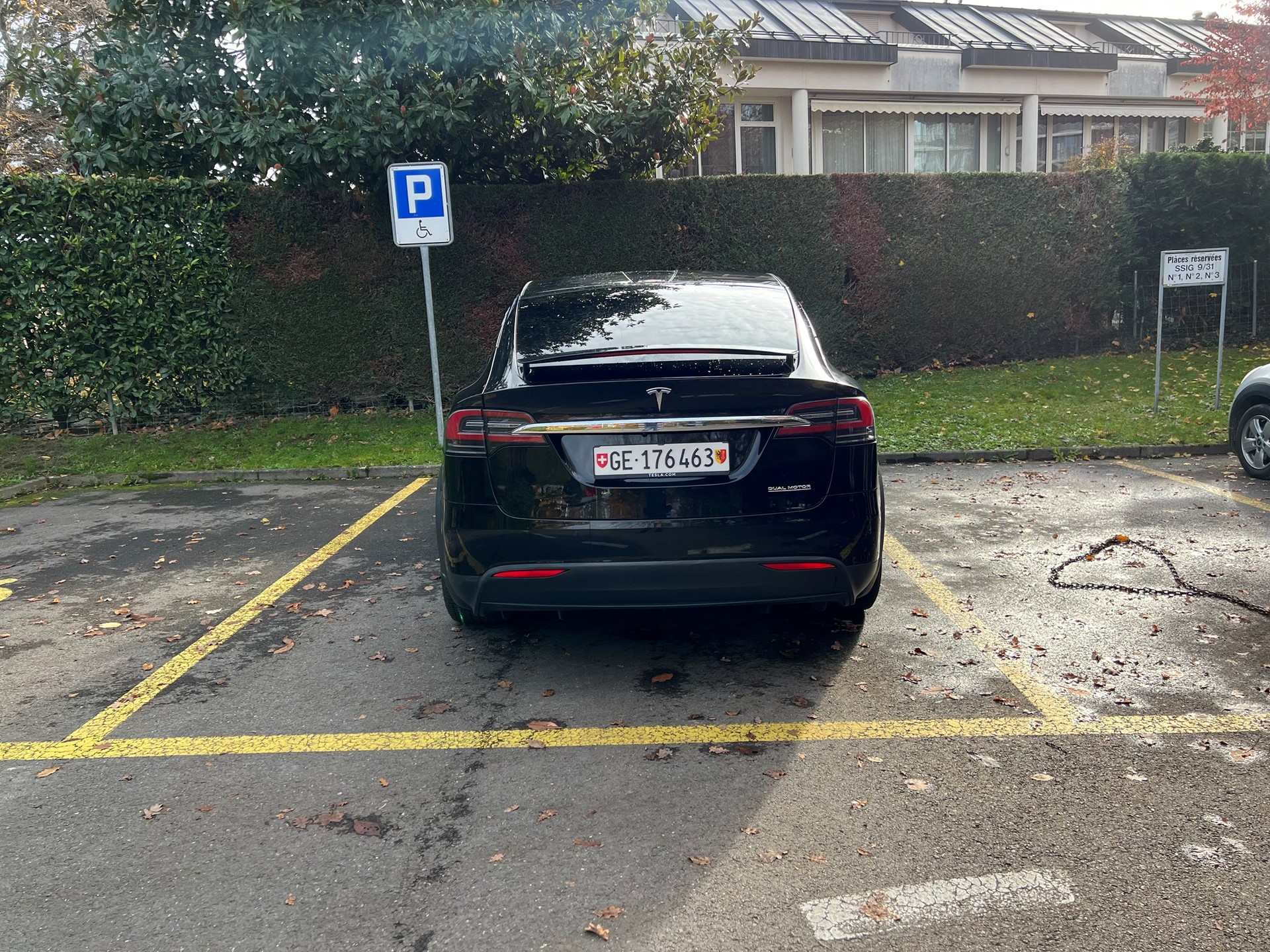 TESLA Model X Performance-image-7