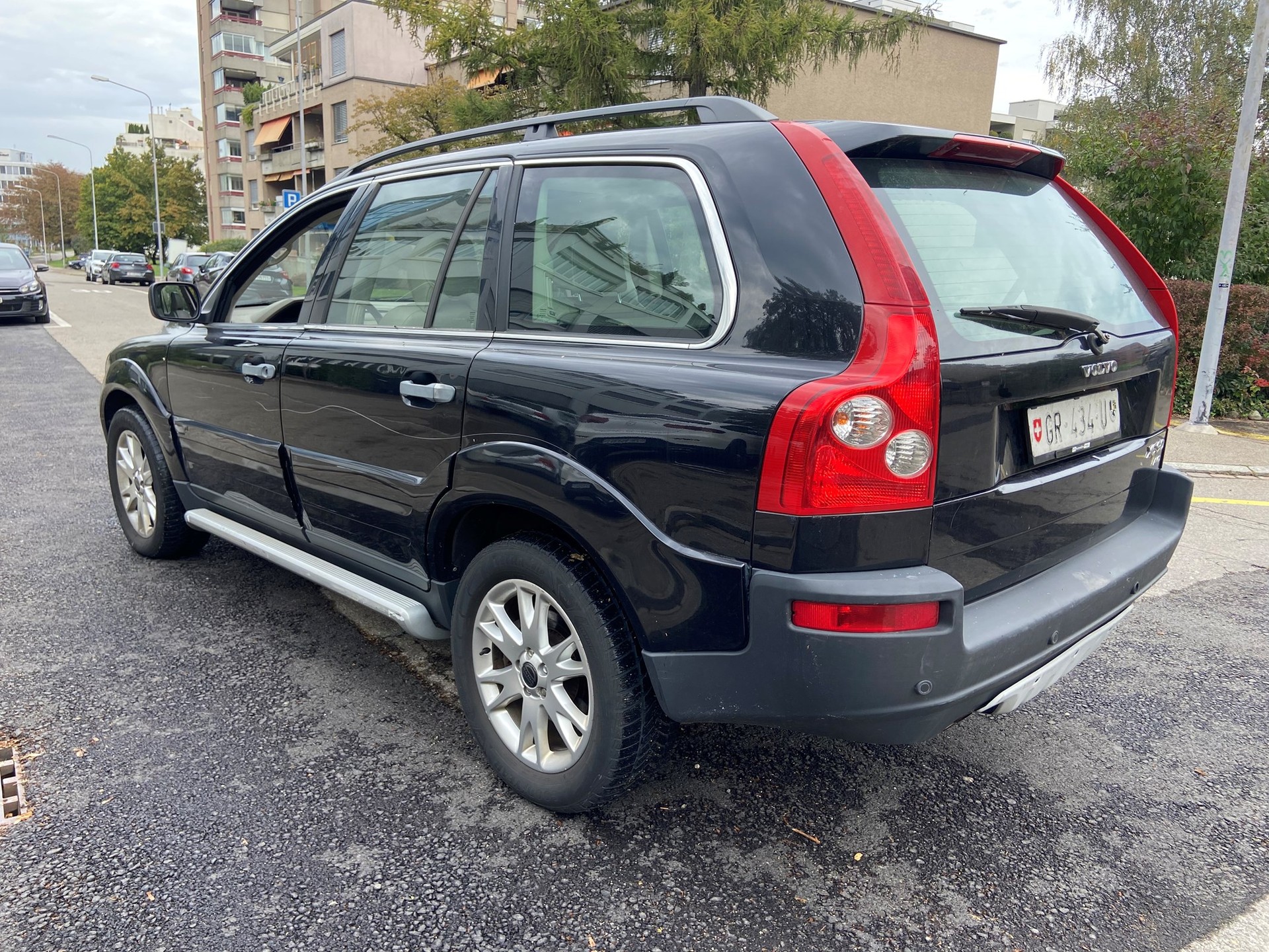 VOLVO XC90 2.5T AWD Geartronic-image-5