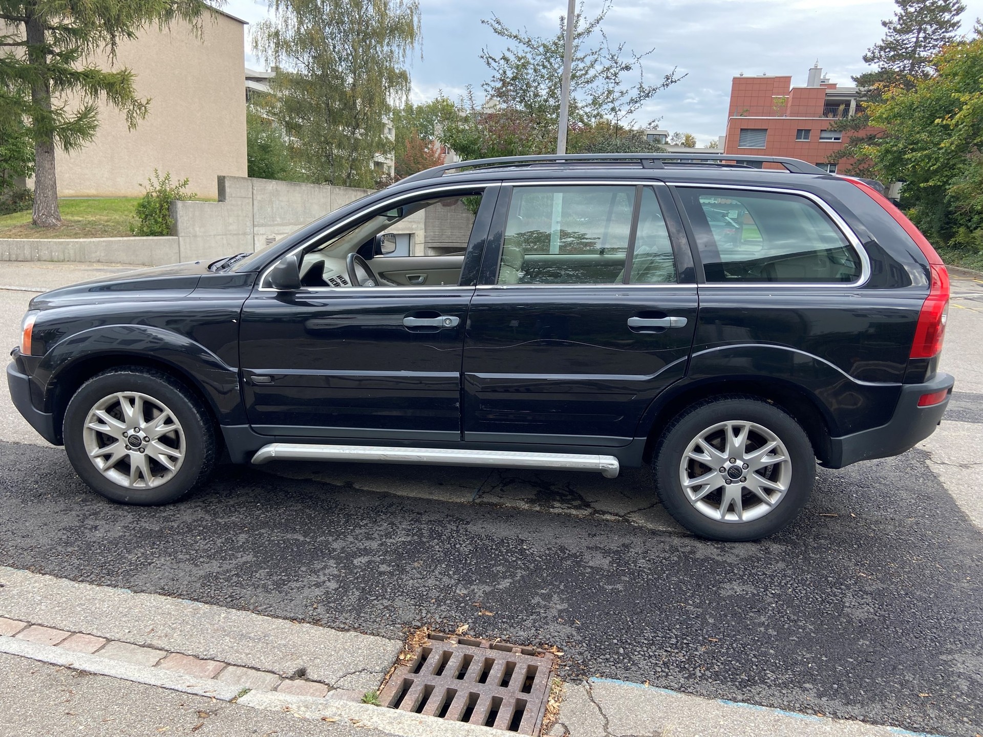 VOLVO XC90 2.5T AWD Geartronic-image-3