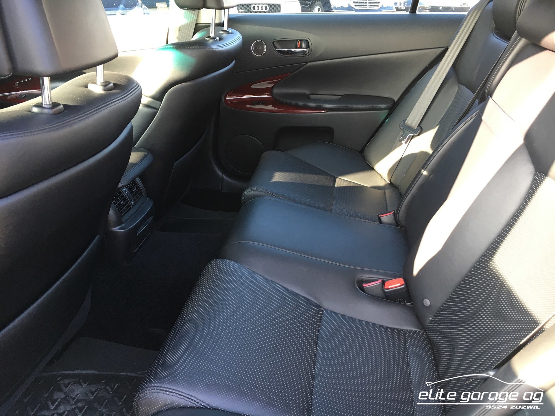 LEXUS GS 450h-image-15