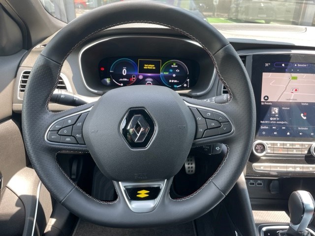 RENAULT Mégane 1.6 E-Tech Plug-in R.S.-image-6