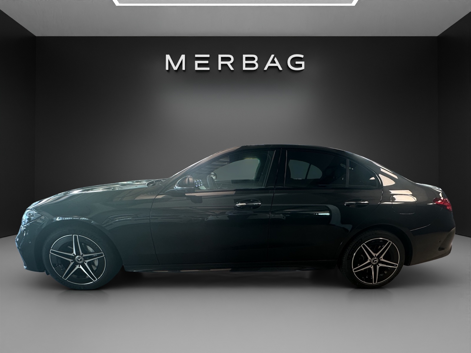 MERCEDES-BENZ C 300e 4 Matic-image-1