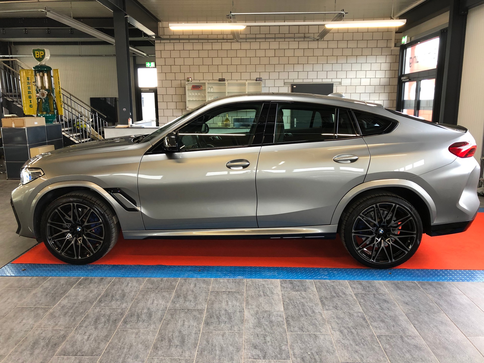 BMW X6M Steptronic M Competition-image-5