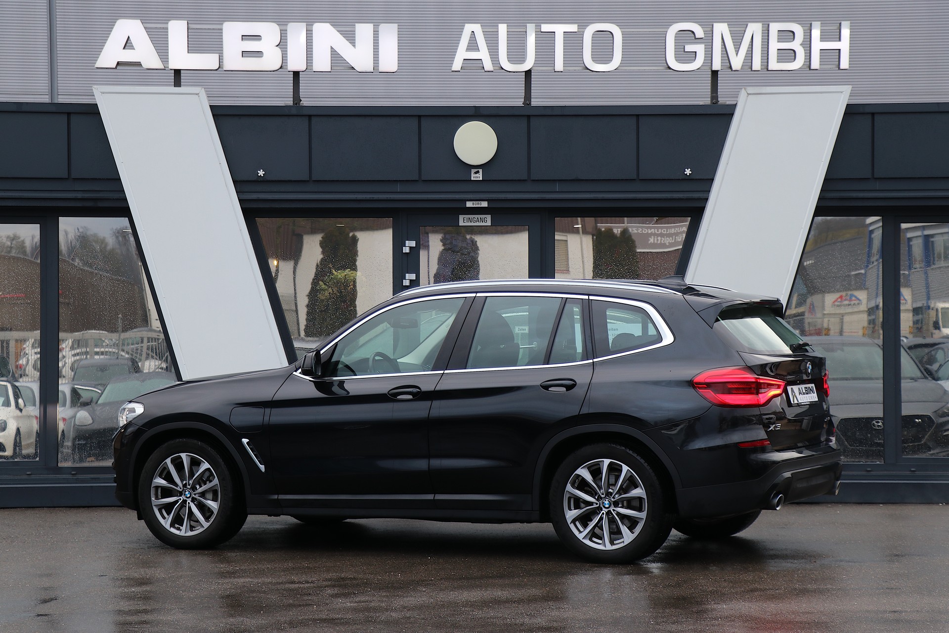 BMW X3 xDrive 30e-image-3