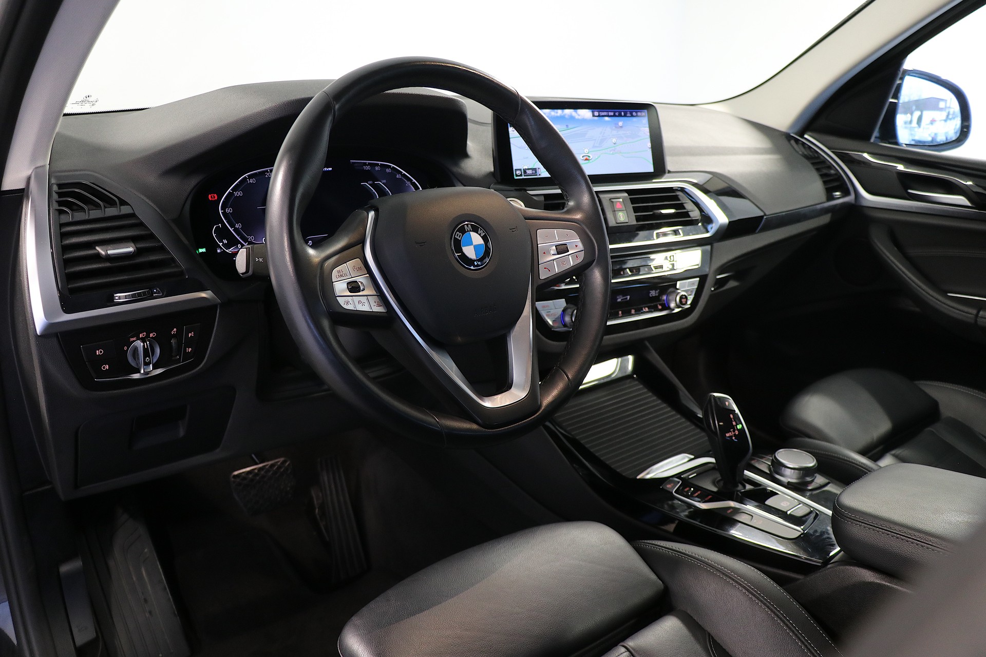 BMW X3 xDrive 30e-image-6