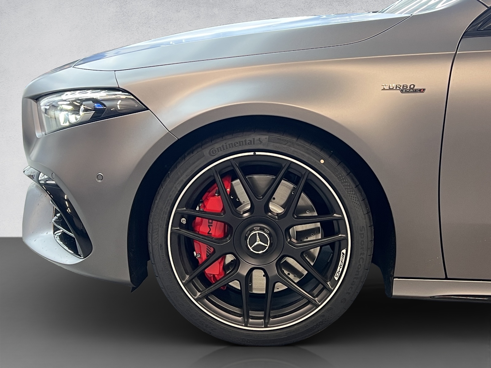 MERCEDES-BENZ A 45 S AMG 4matic+-image-6