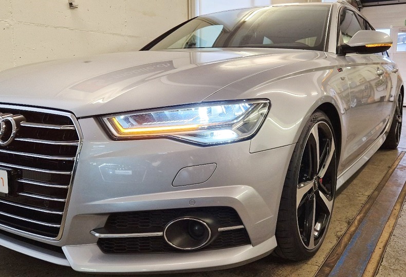 AUDI A6 Avant 3.0 BiTDI V6 qu. competition tiptronic-image-14
