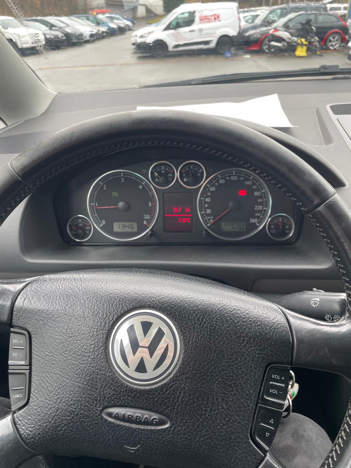 VW Sharan 1.9 TDI Freestyle 4Motion-image-6