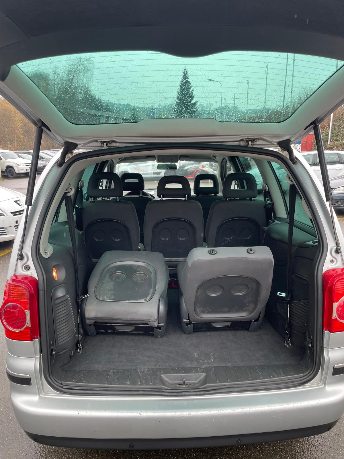 VW Sharan 1.9 TDI Freestyle 4Motion-image-13