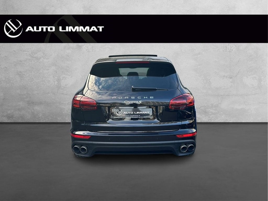 PORSCHE CAYENNE E-HYBRID Cayenne S E-Hybrid Platinum Edition-showroom-element-3