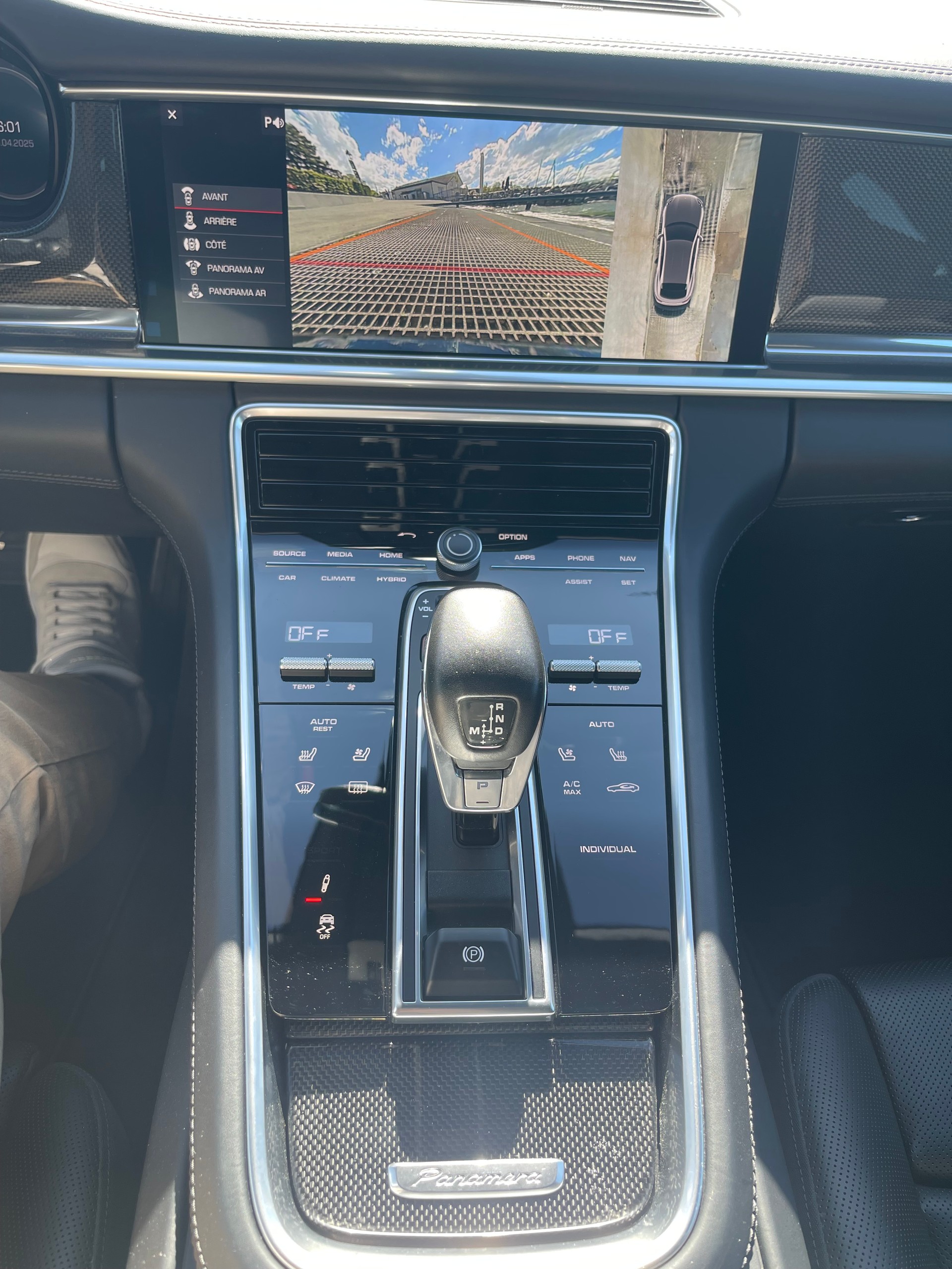 PORSCHE Panamera 4 E-Hybrid Sport Turismo PDK-image-17