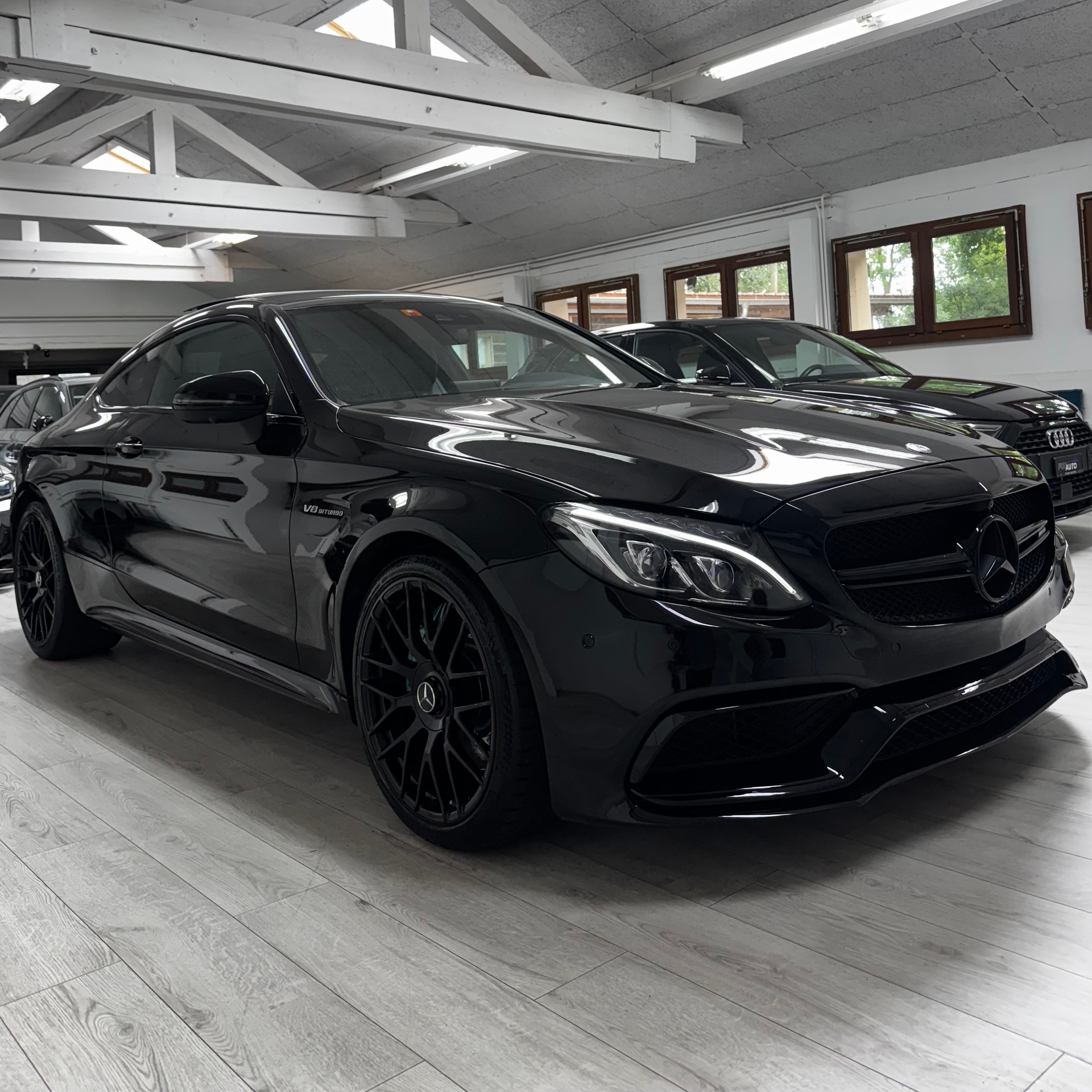 MERCEDES-BENZ C 63 AMG Speedshift-image-2