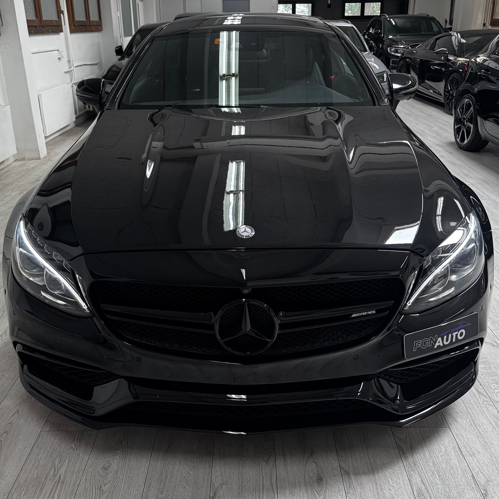 MERCEDES-BENZ C 63 AMG Speedshift-image-1
