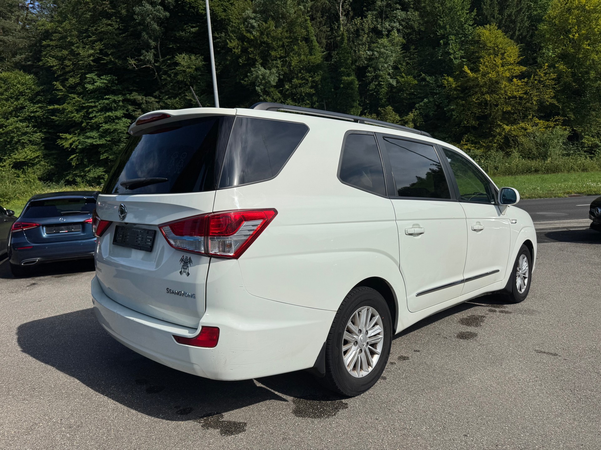 KGM-SsangYong Rodius SV200 e-XDi Quartz 2WD-image-3