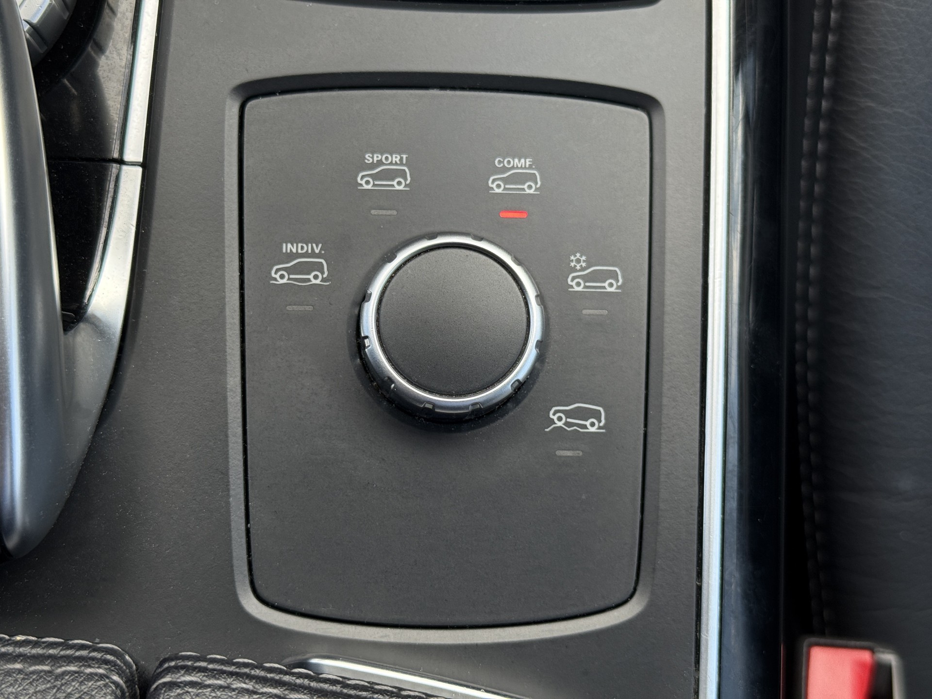MERCEDES-BENZ GLE 350 d 4Matic 9G-Tronic-image-17