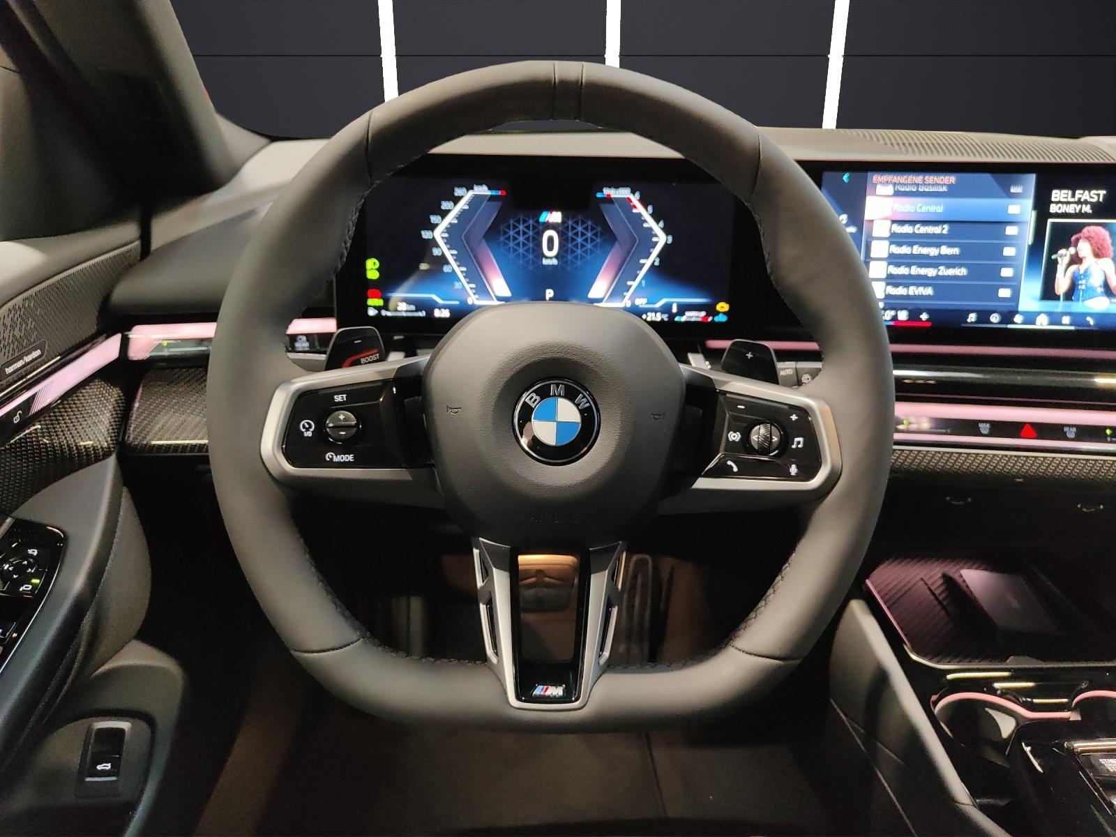 BMW 540d xDrive Touring-image-8