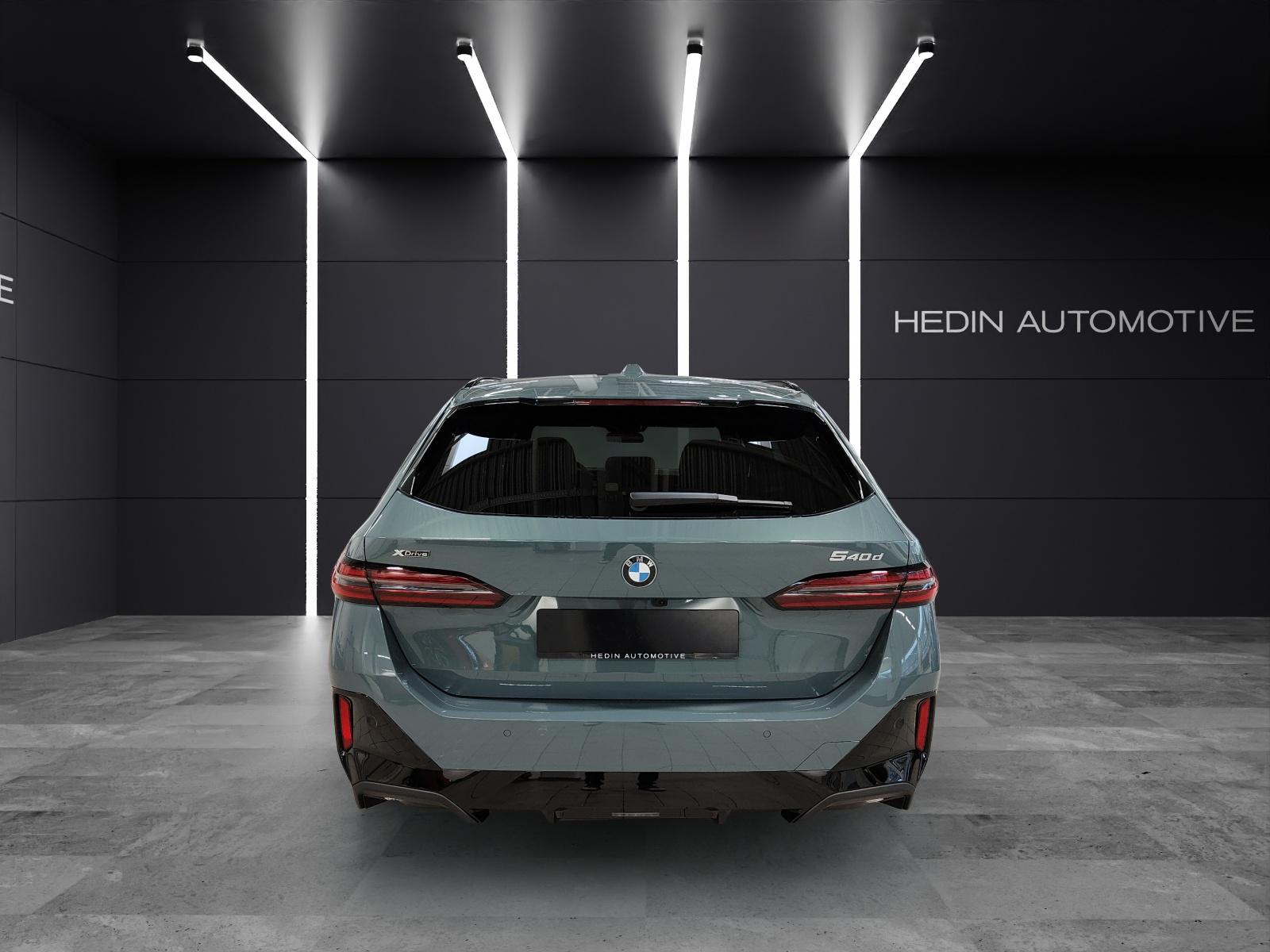 BMW 540d xDrive Touring-image-11