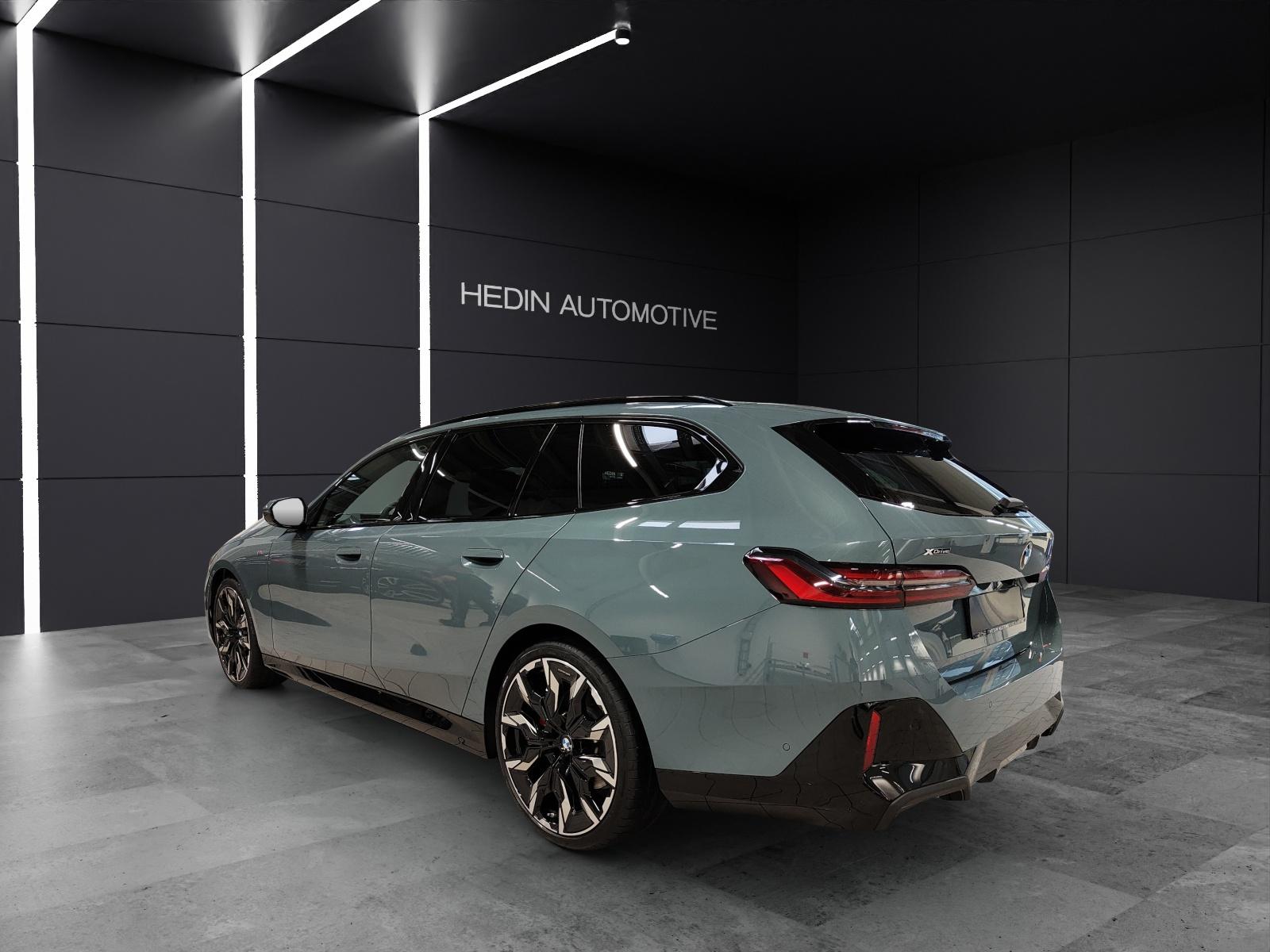BMW 540d xDrive Touring-image-2