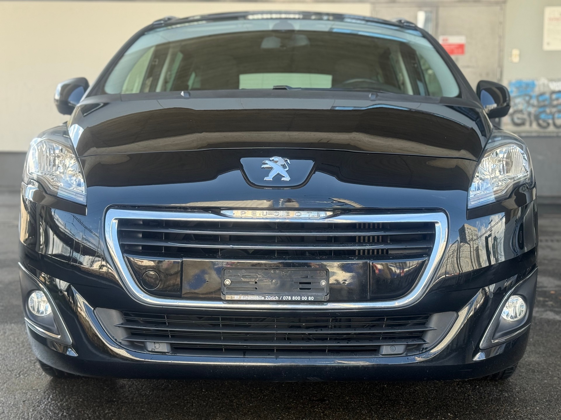 PEUGEOT 5008 2.0 BlueHDI Allure-image-1