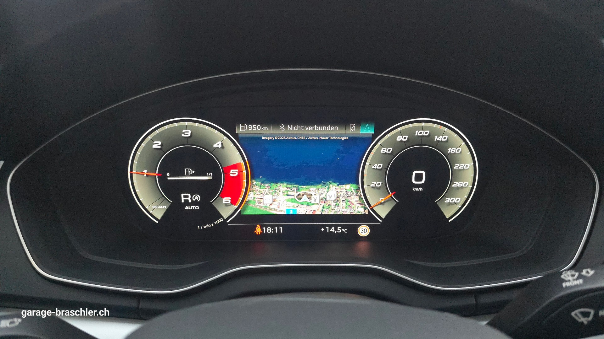 AUDI Q5 40 TDI S-line quattro S-tronic-image-15