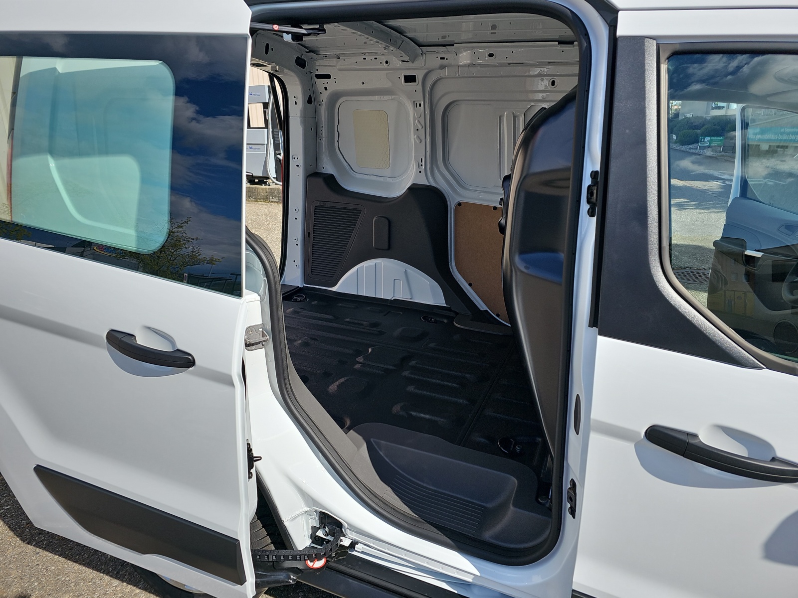 FORD Transit Connect Van 210 L1 1.0 EcoBoost 100 Trend 98372-image-22