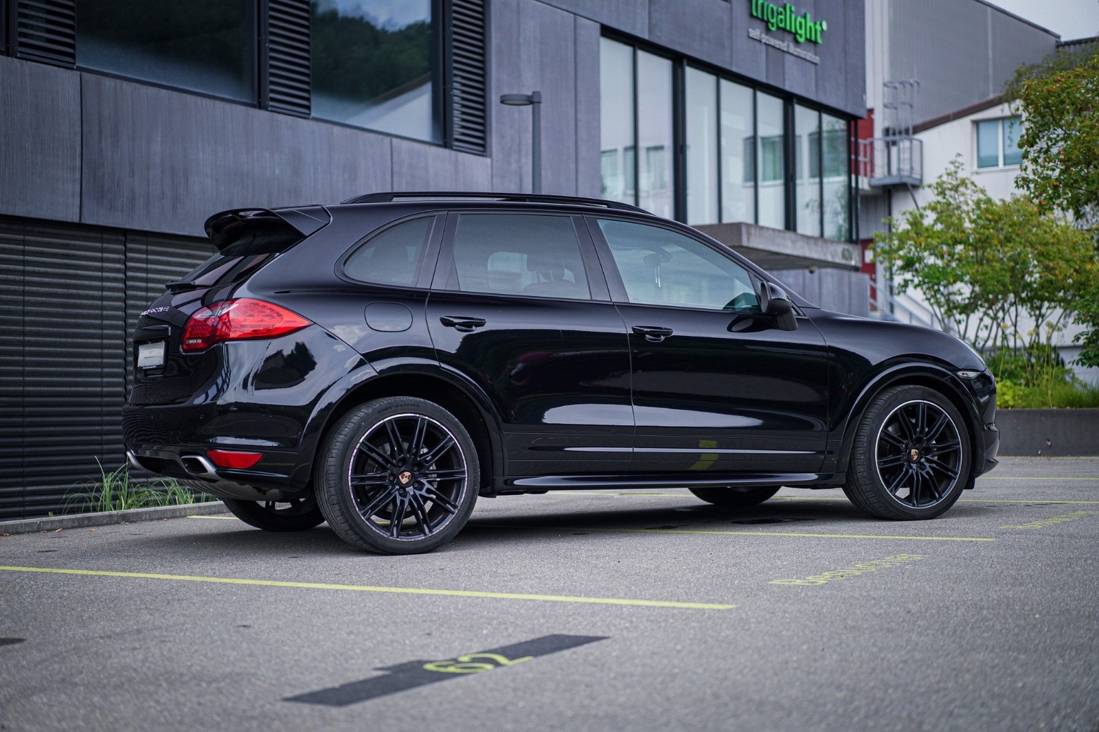 PORSCHE Cayenne S Diesel-image-2