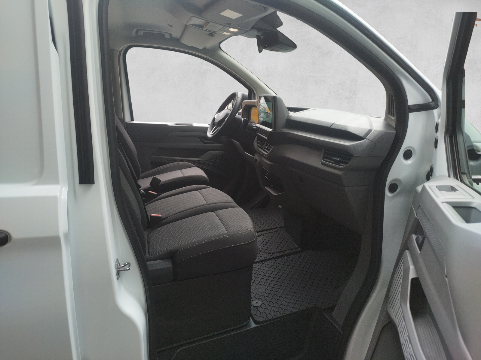 VW e-Transporter 70 kWh-image-9