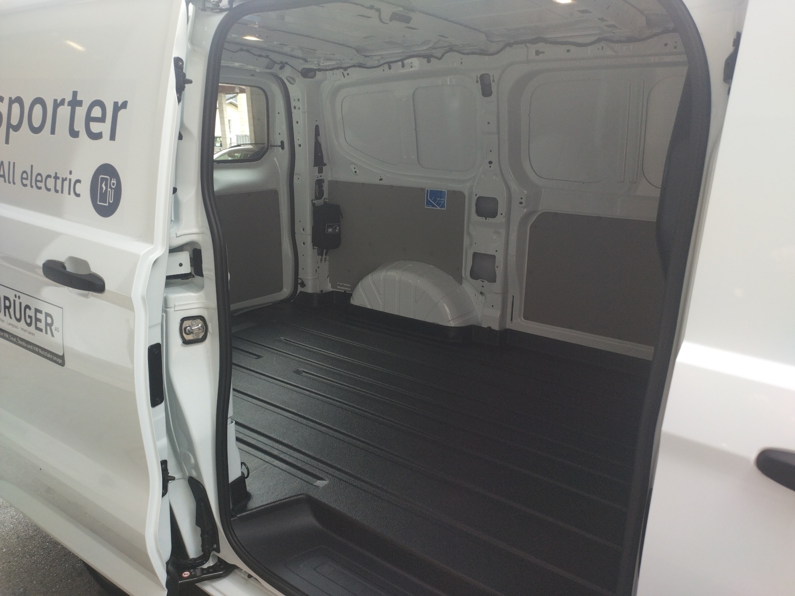 VW e-Transporter 70 kWh-image-6