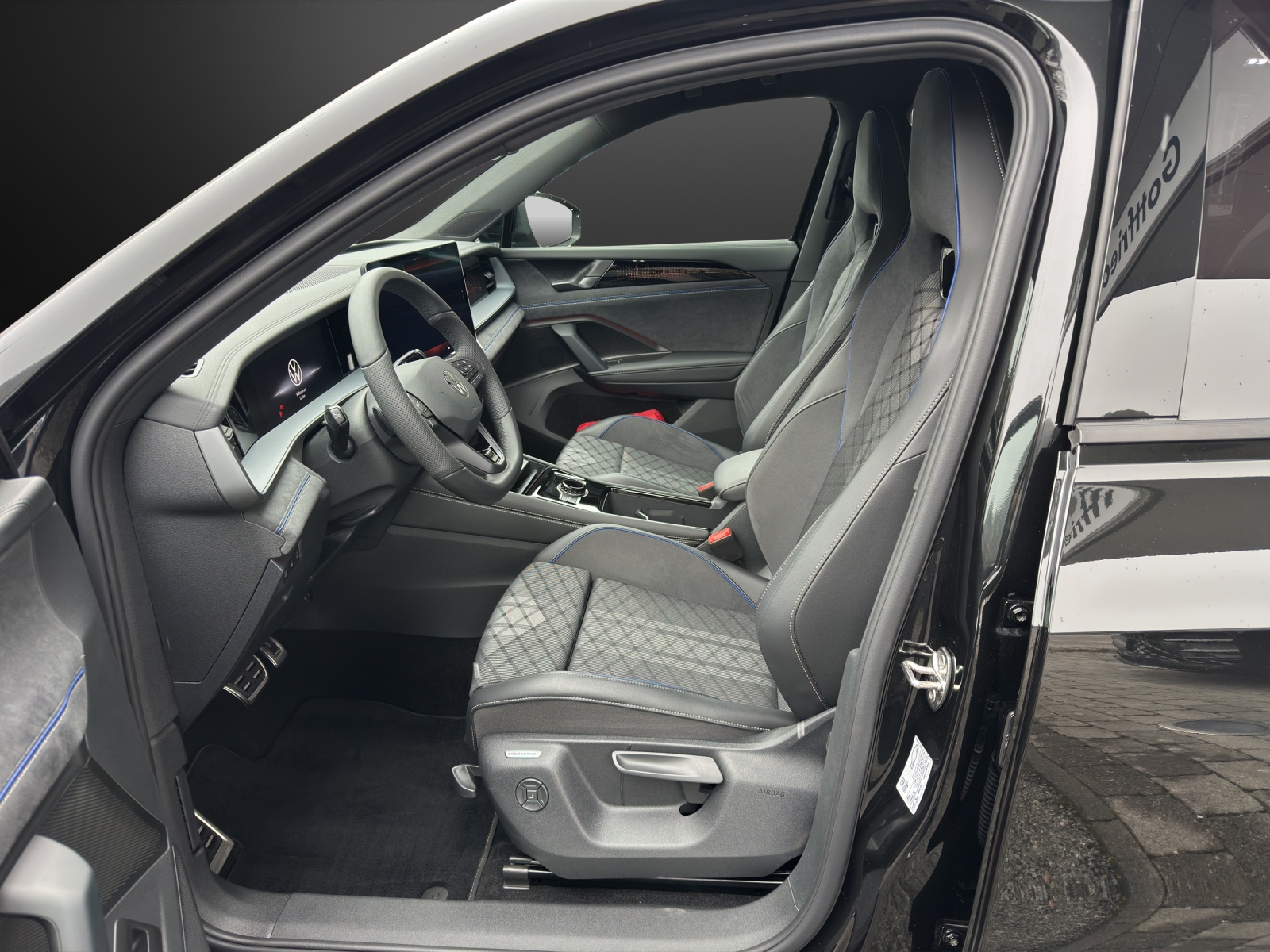 VW Tayron 2.0 TDI SCR R-Line 4Motion DSG-image-7