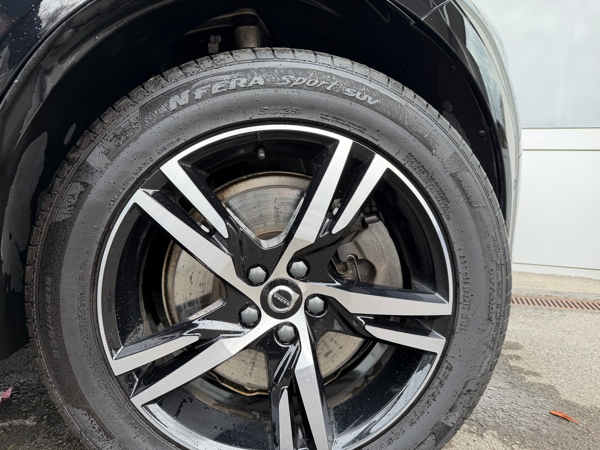 VOLVO XC60 T6 eAWD R-Design Geartronic-image-9