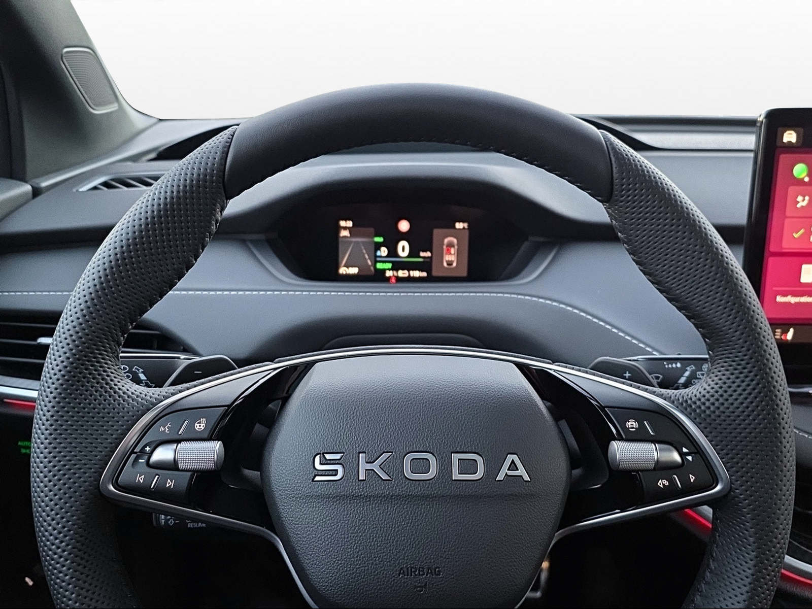 SKODA Enyaq 85x Sportline 4x4-image-4