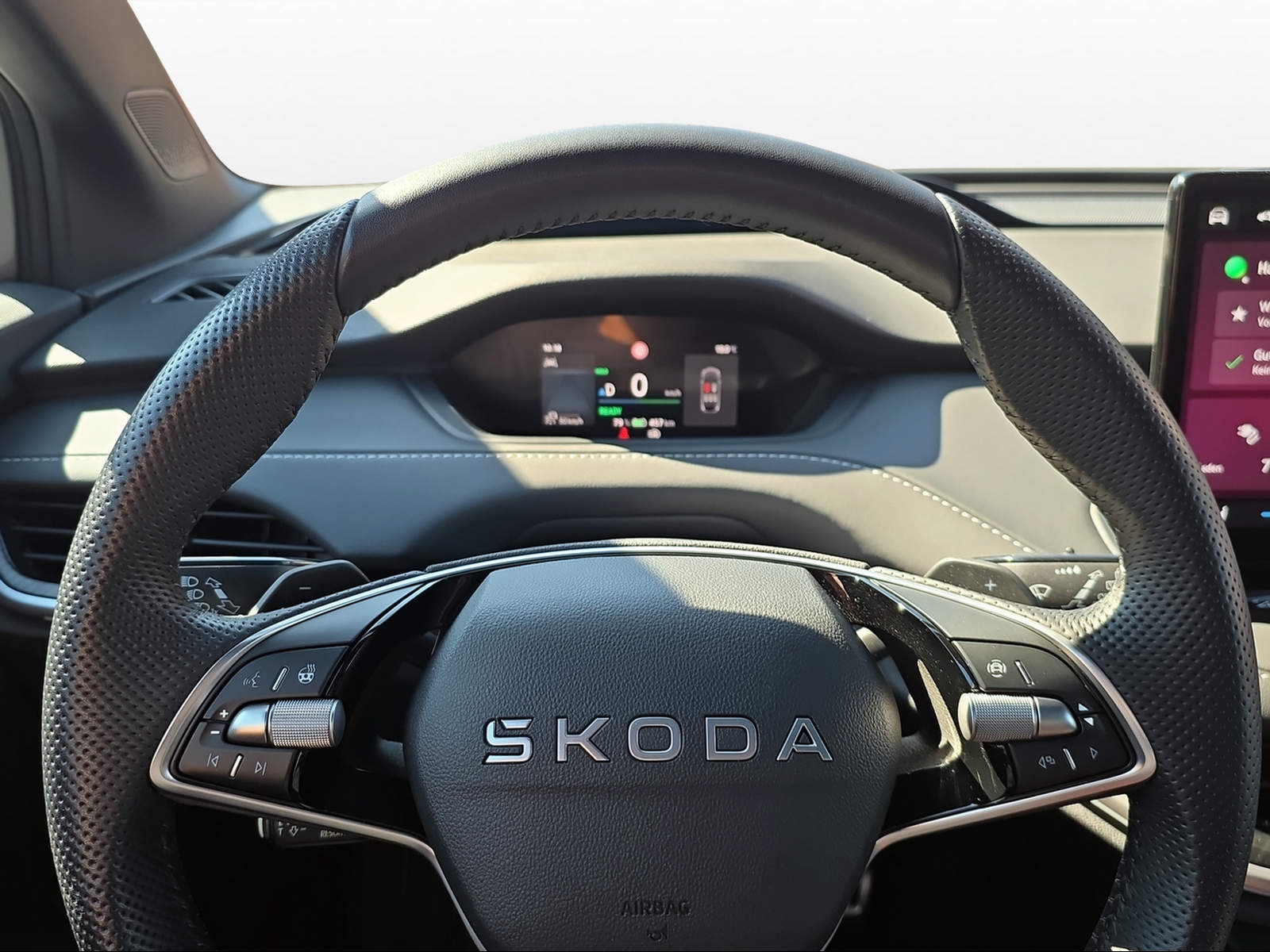 SKODA Enyaq 85x Sportline 4x4-image-4