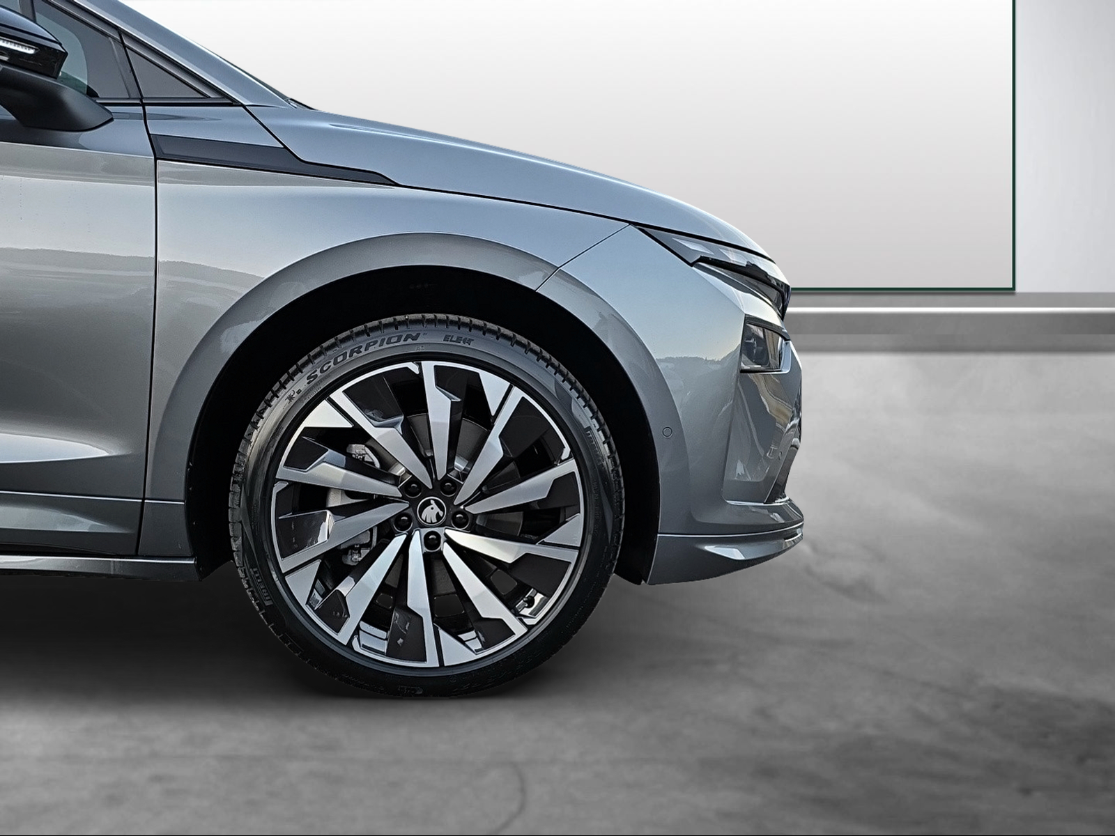 SKODA Enyaq 85x Sportline 4x4-image-14