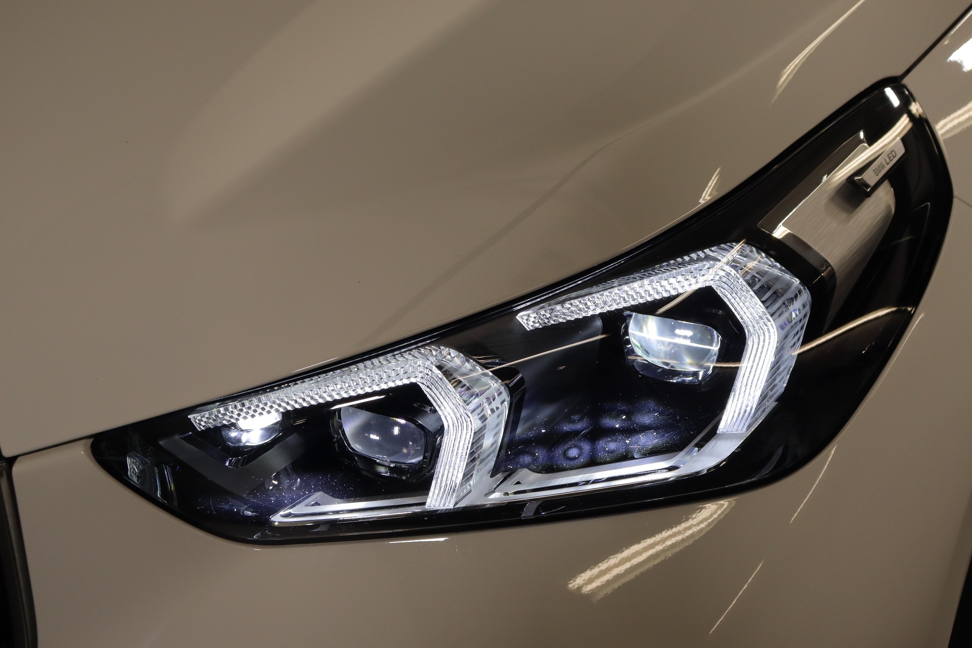 BMW X1 20d xDrive-image-16