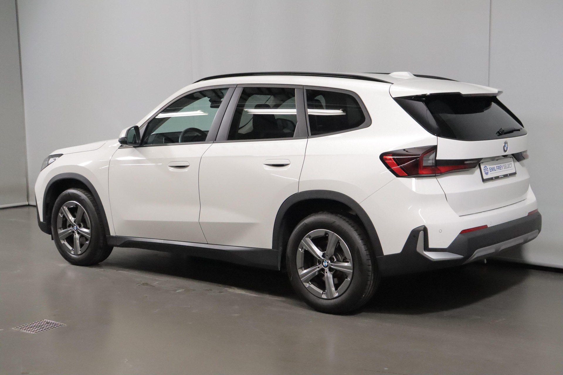 BMW X1 20d xDrive-image-10