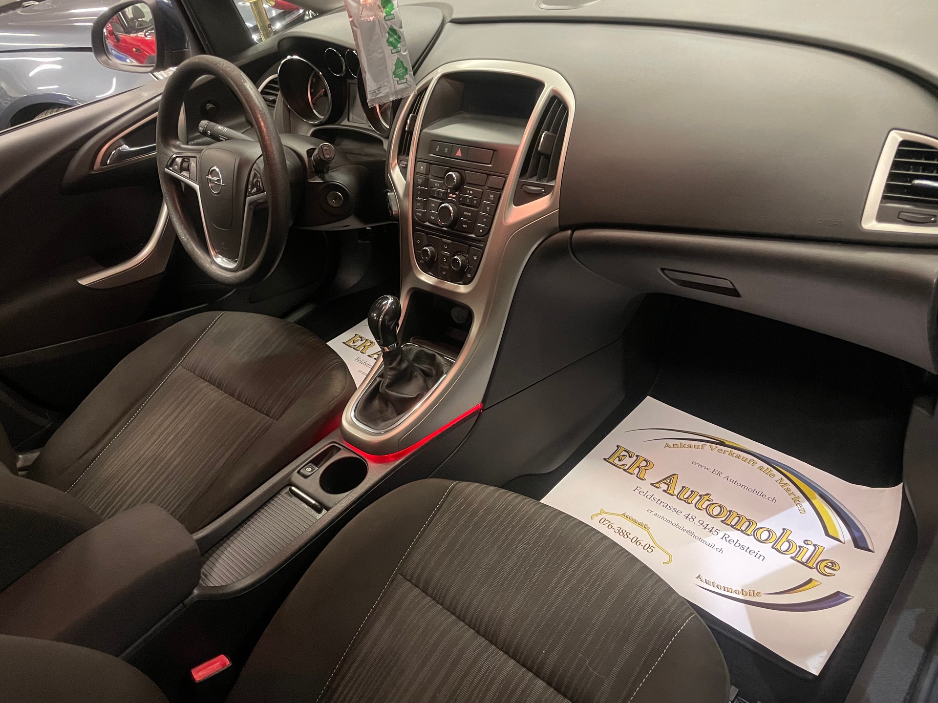 OPEL Astra 1.6i 16V Enjoy-image-10