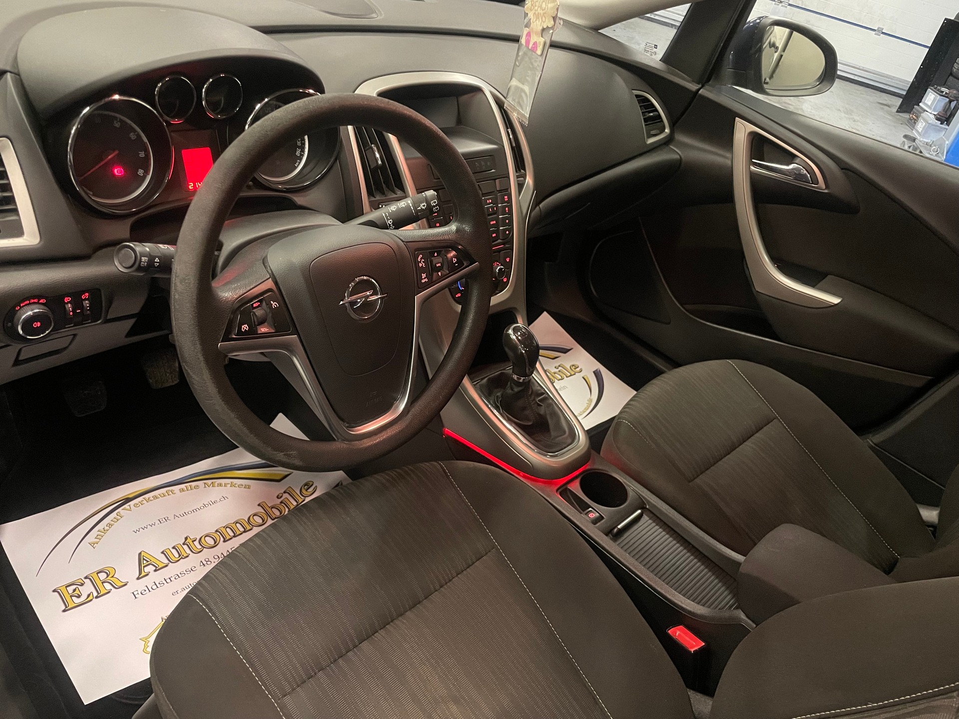 OPEL Astra 1.6i 16V Enjoy-image-9