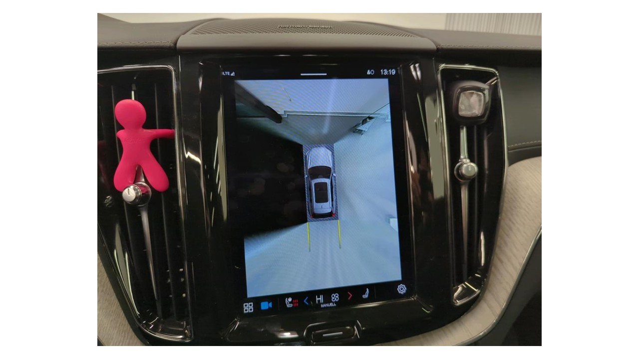 VOLVO XC60 T6 - eAWD - "INSCRIPTION" - GEARTRONIC-image-5