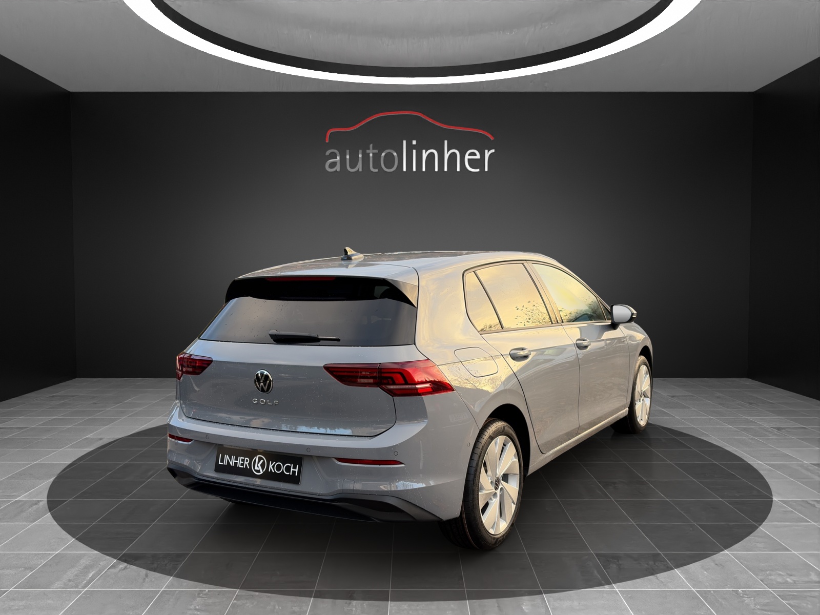 VW Golf 1.5 TSI Basis-image-4