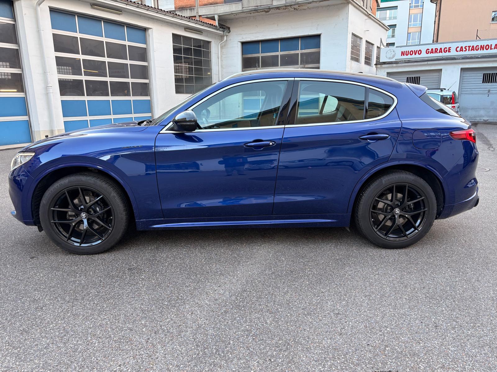 ALFA ROMEO Stelvio 2.0 Veloce Q4 Automatic-image-1