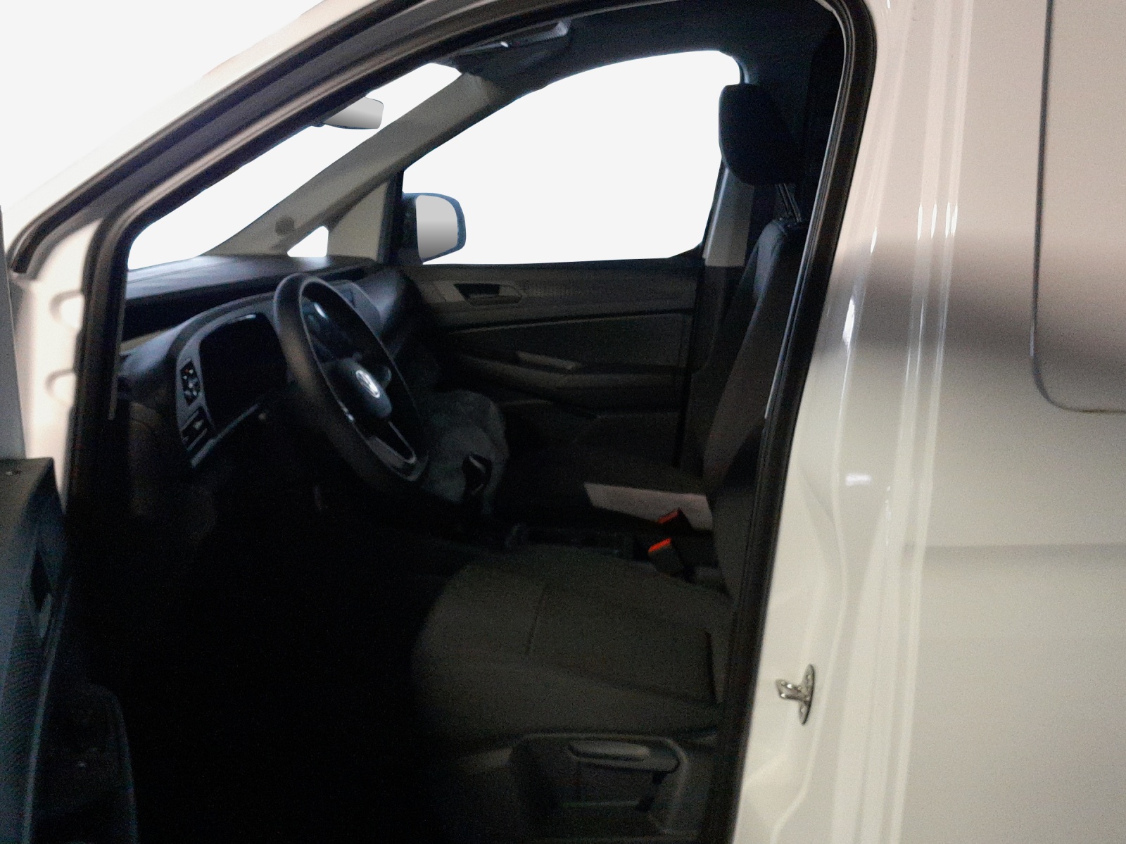 VW Caddy Cargo 2.0TDI-image-7