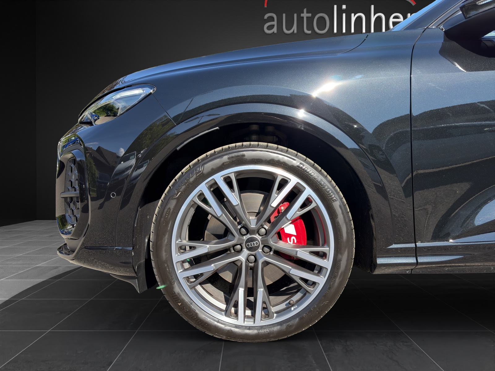 AUDI SQ5 TFSI quattro S-tronic-image-12