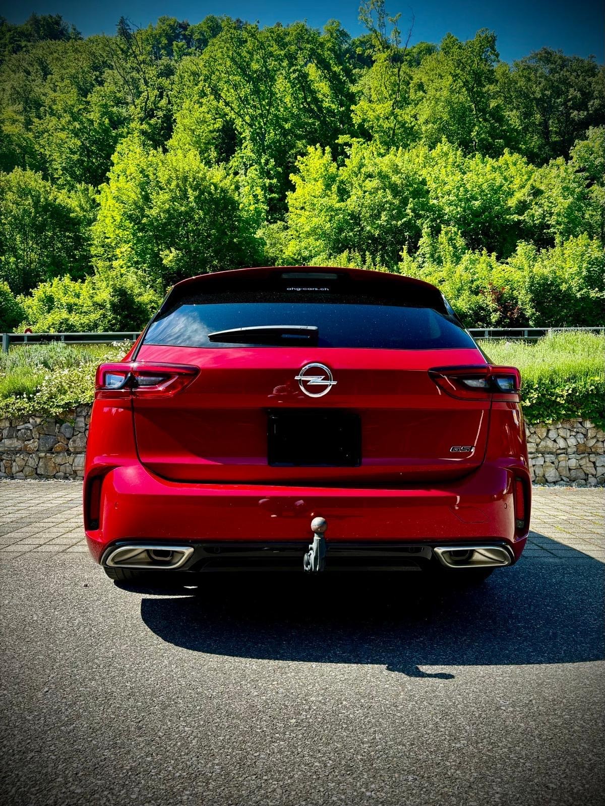 OPEL Insignia 2.0 T Sports Tourer GSi Automatic-image-3