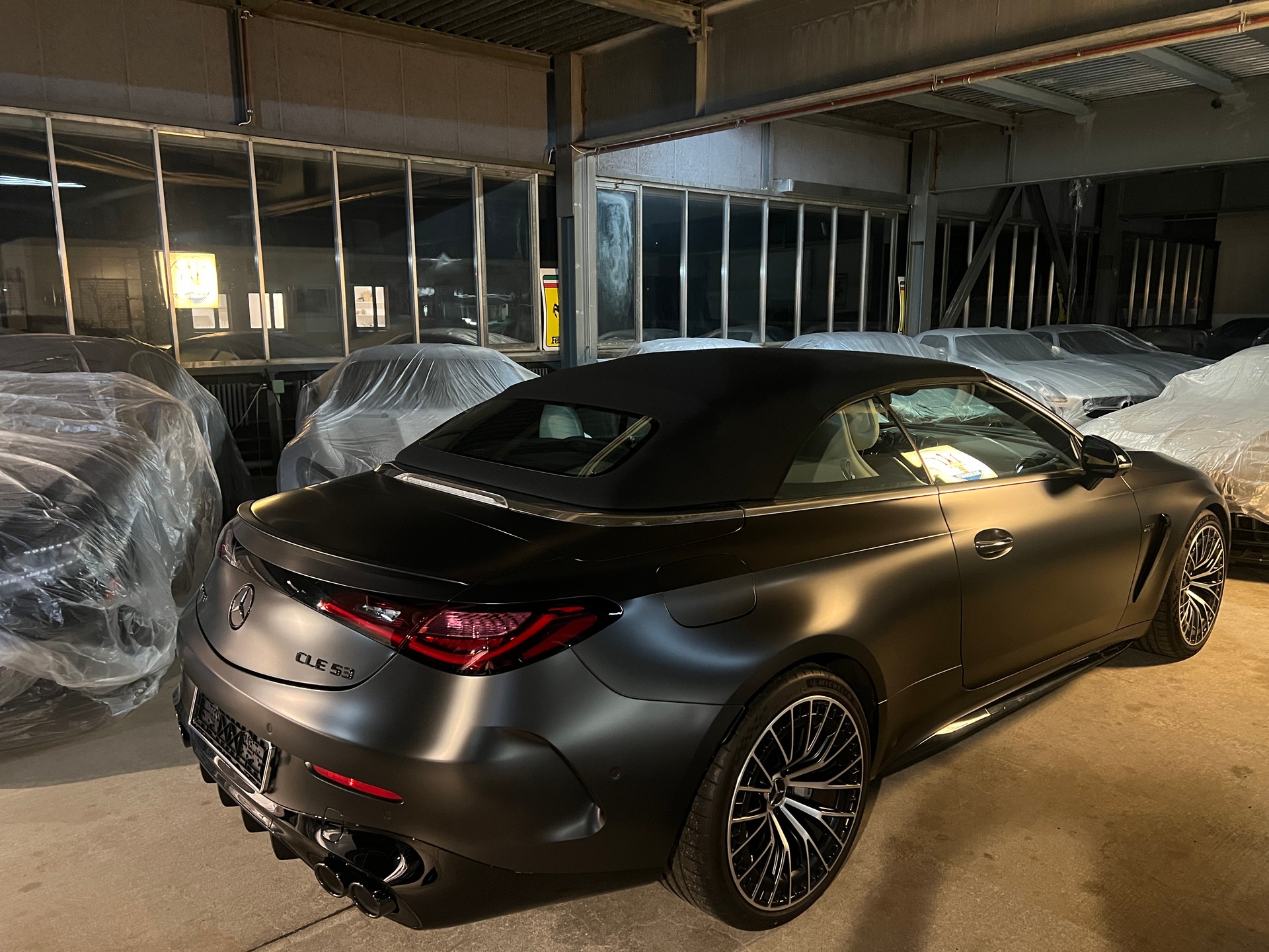 MERCEDES-BENZ CLE AMG 53 Cabrio 4Matic+ 9G-Tronic-image-8