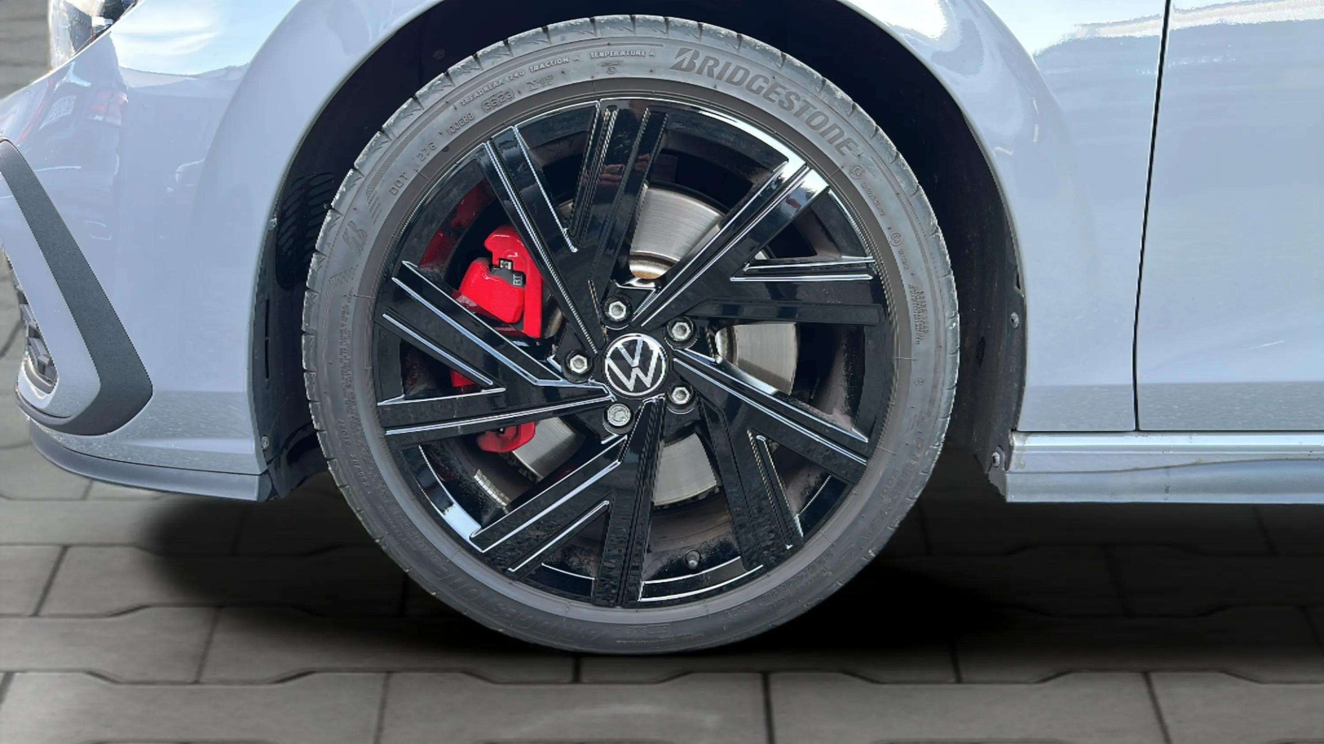 VW Golf 2.0 TSI GTI DSG mit Rückfahrkamera & Black Style Paket-image-25