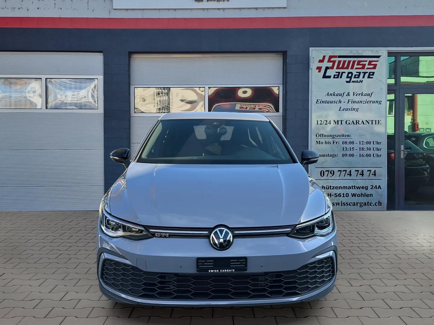 VW Golf 2.0 TSI GTI DSG mit Rückfahrkamera & Black Style Paket-image-2