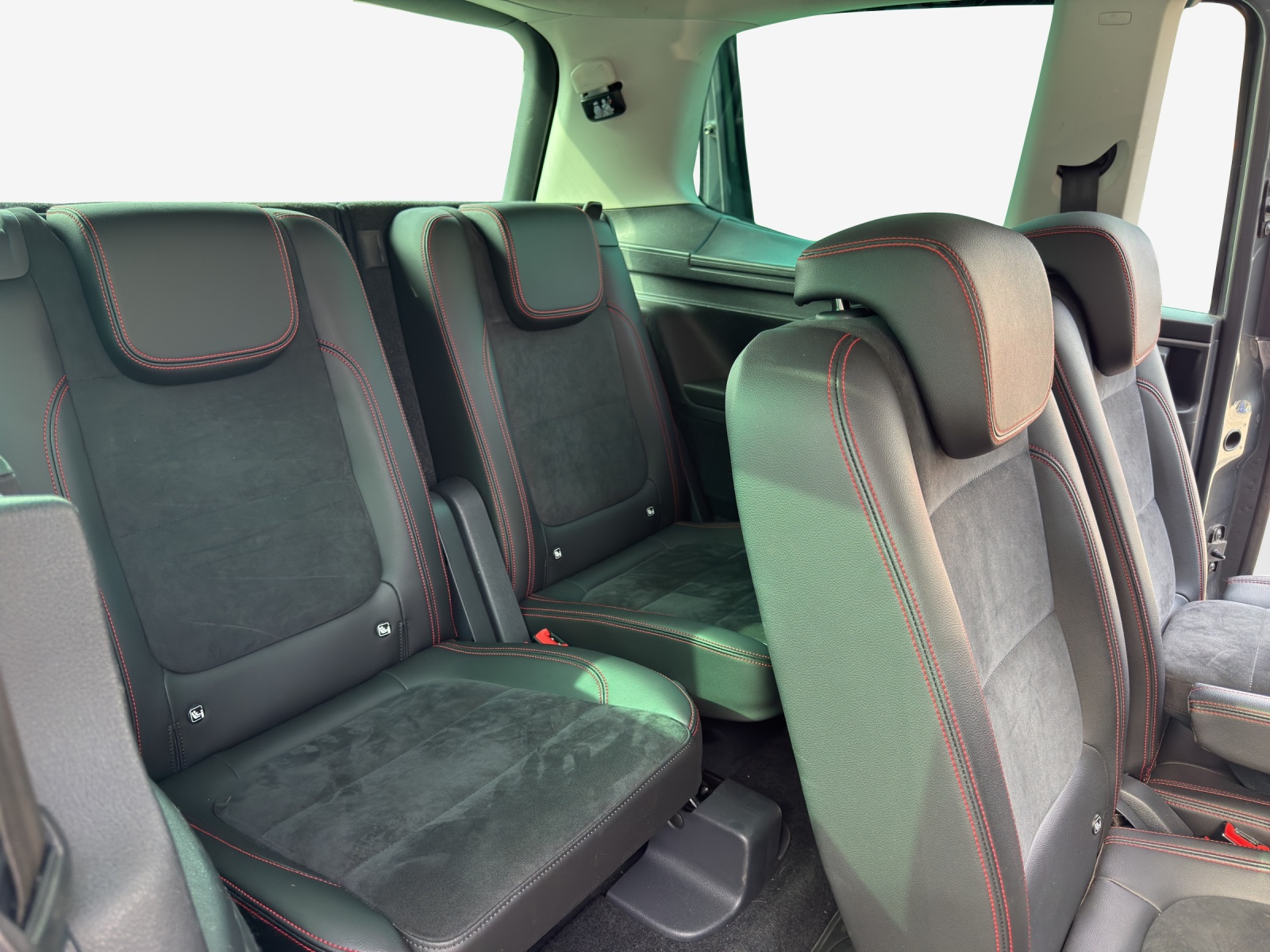 SEAT Alhambra 1.4 TSI DSG Hola FR-image-13