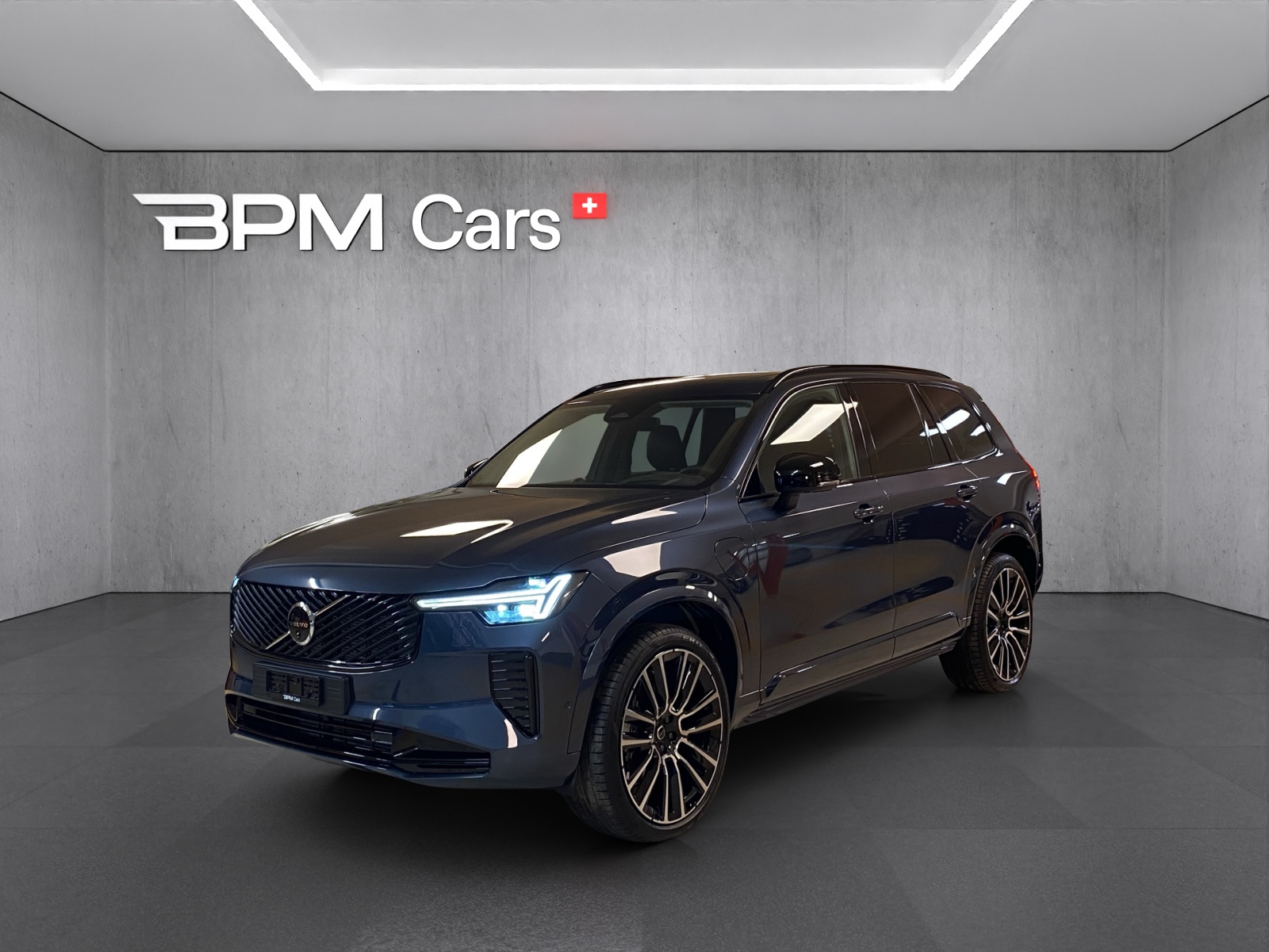 VOLVO XC90 T8 eAWD PluginHybrid Ultra Dark Xclusive Geartronic-image-0