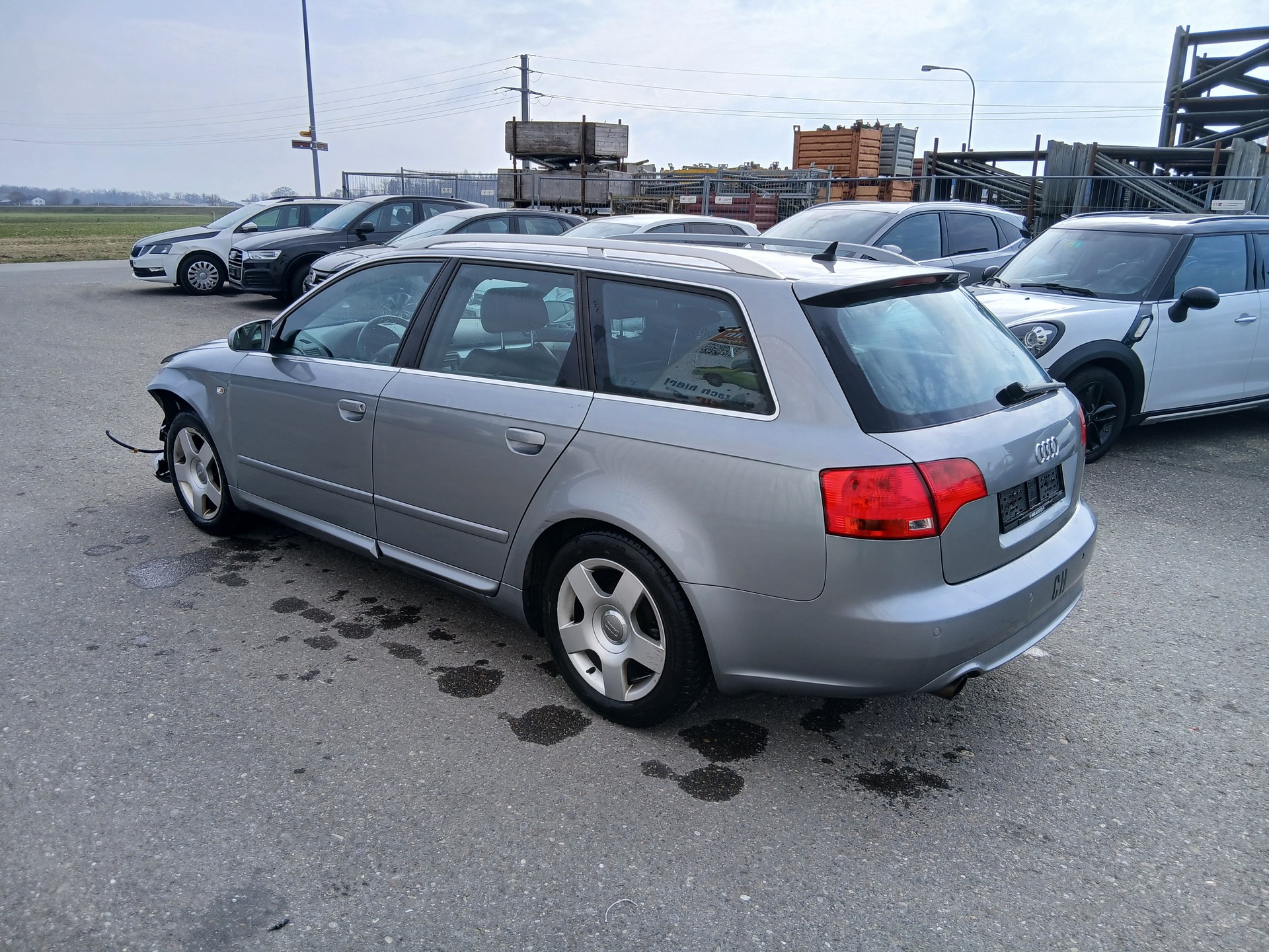 AUDI A4 Avant 2.0-image-4